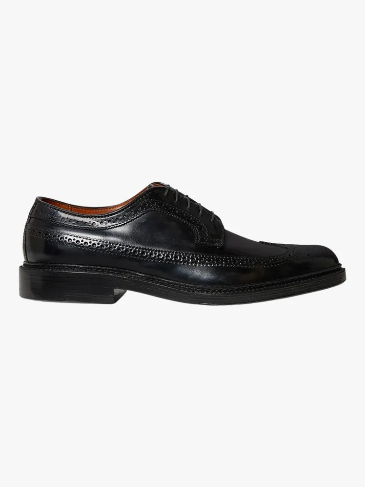 The Sharpest Shoe Pairings for Your Gray Suit 13