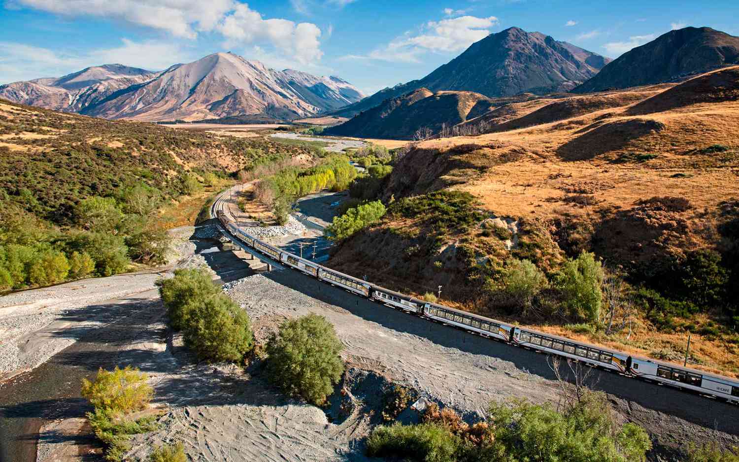 Beyond the Rails: Unveiling the World's Most Exclusive Scenic Journeys 13
