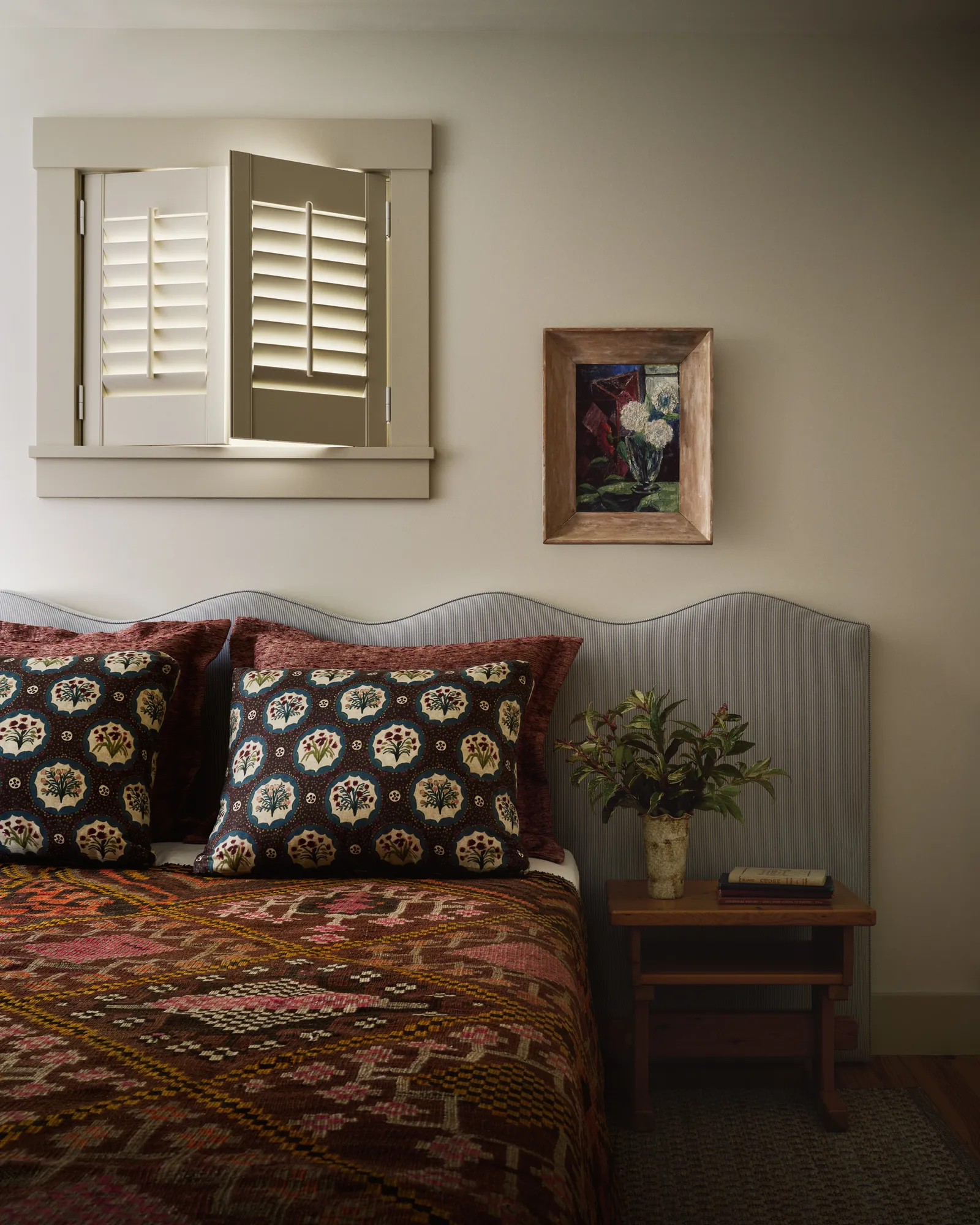 Island Elegance: A Martha's Vineyard Haven Rooted in Timeless Craftsmanship 21