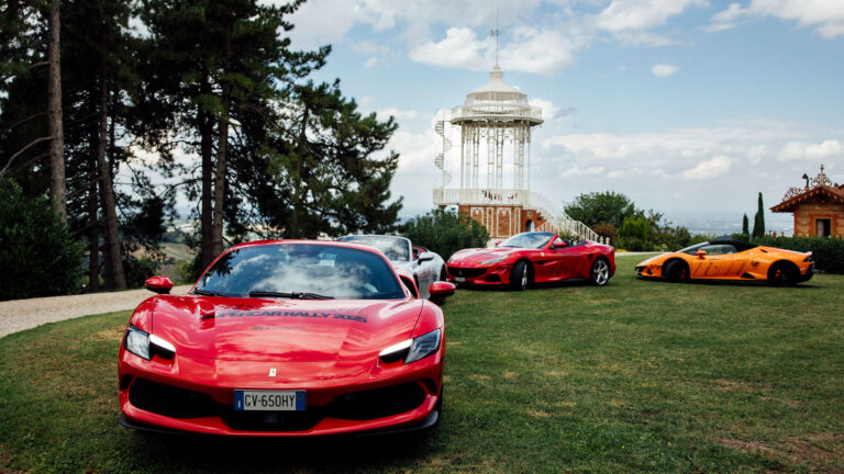 The Pinnacle of Automotive Pursuits: A Photographic Chronicle 18 The Pinnacle of Automotive Pursuits: A Photographic Chronicle 16