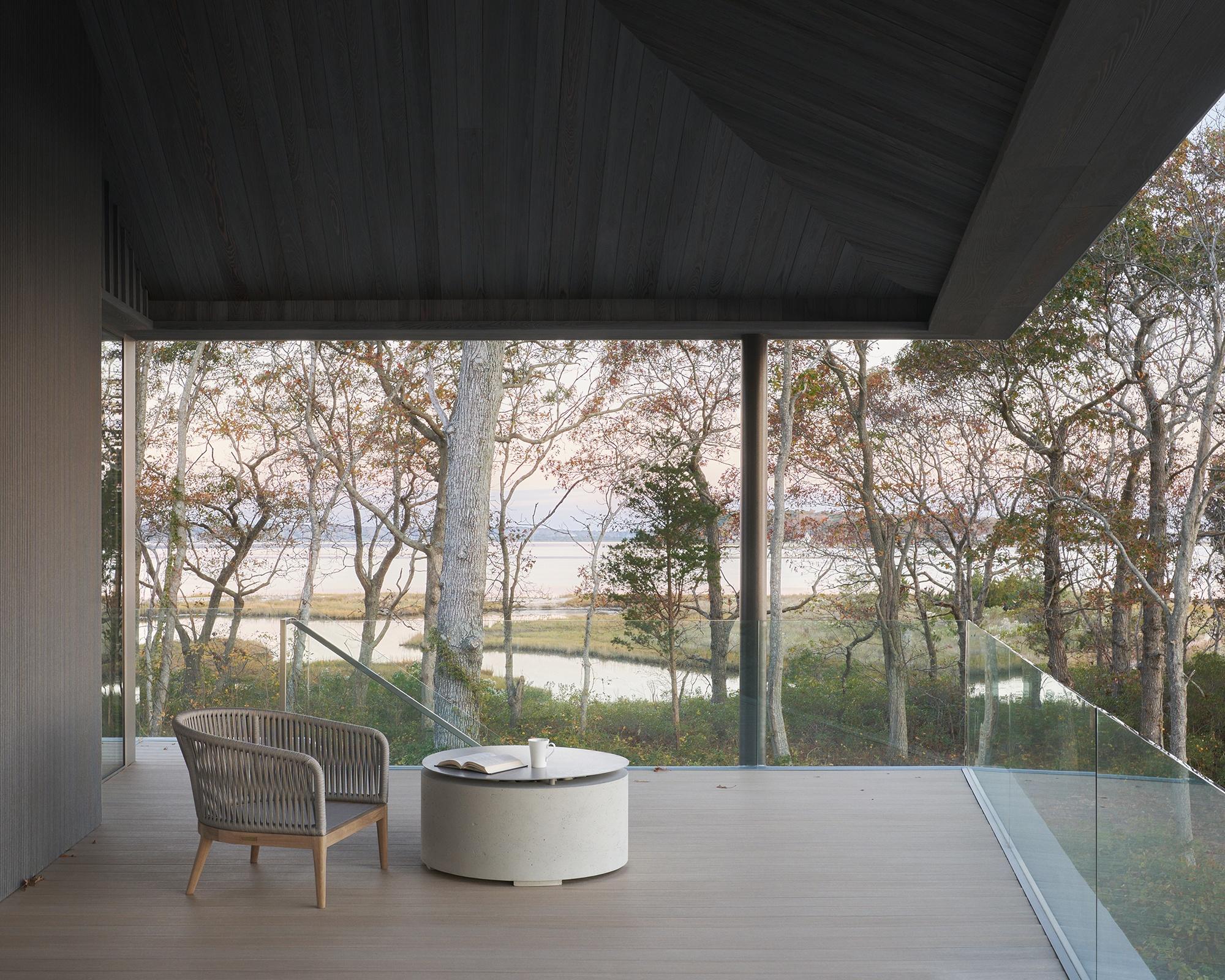 Desai Chia Architecture: Designing America's Elite Island Escapes 15