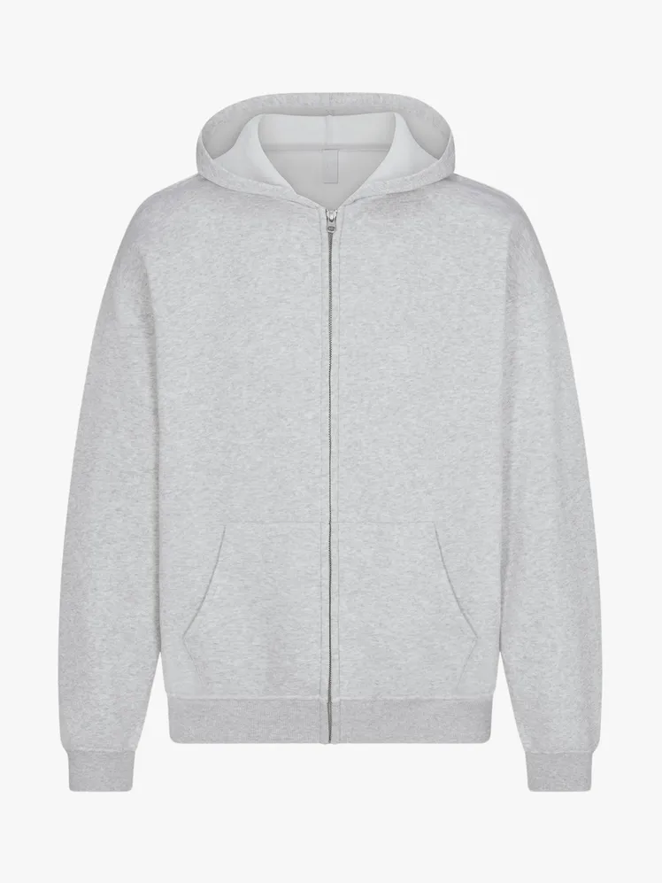 GQ's 2026 Edit: The Ultimate Gift Guide for the Discerning Man 91