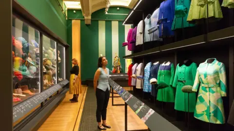Royal Threads: A Monarch's Wardrobe Becomes a Cultural Tapestry, Extended by Public Acclaim 4
