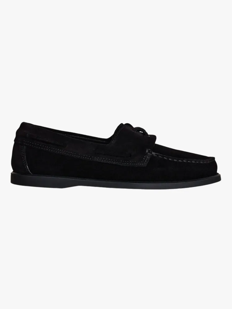 GQ's Picks: The Ultimate Boat Shoes for the Modern Professional 22