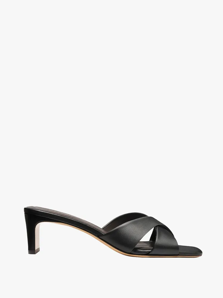 Chic Attire for Your Al Fresco Nuptials 70