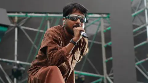 Beyond the Beat: Udit Utpal and Shikriwal's Bhojpuri Rhapsody Redefines Cultural Discourse 6