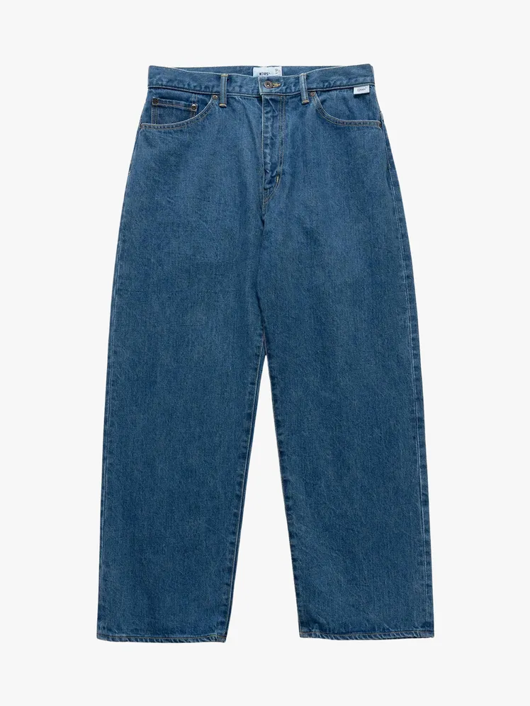 Beyond the Algorithm: Curated Menswear Picks for the Discerning Executive 48