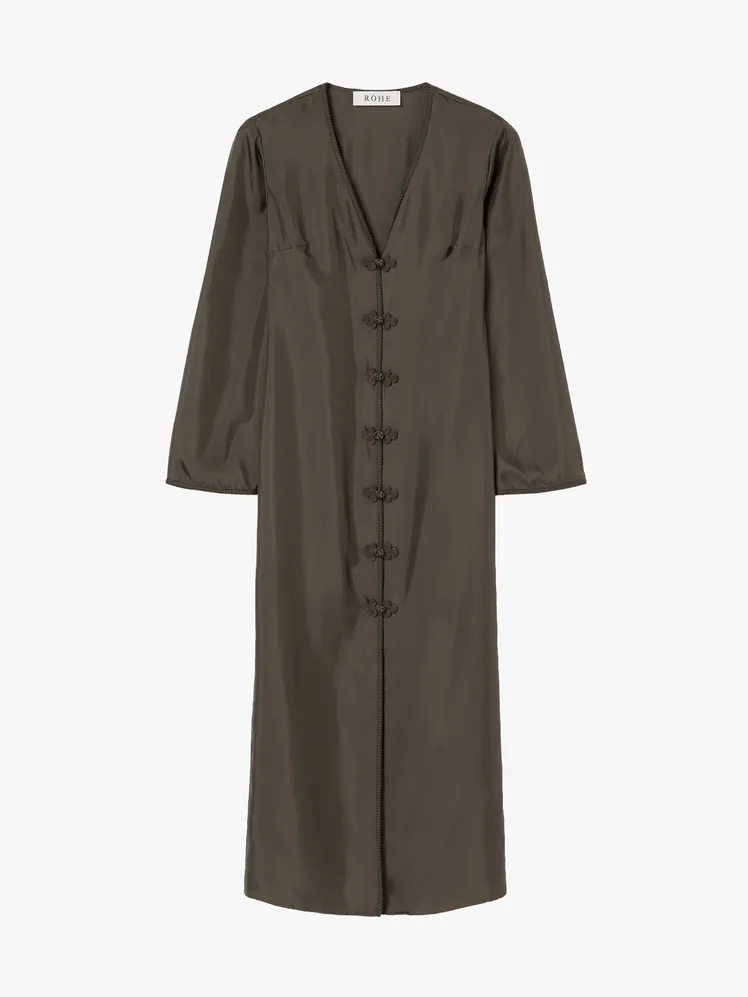 Elevate Your Ensemble: Sophisticated Caftan Styling Beyond the Shore 88