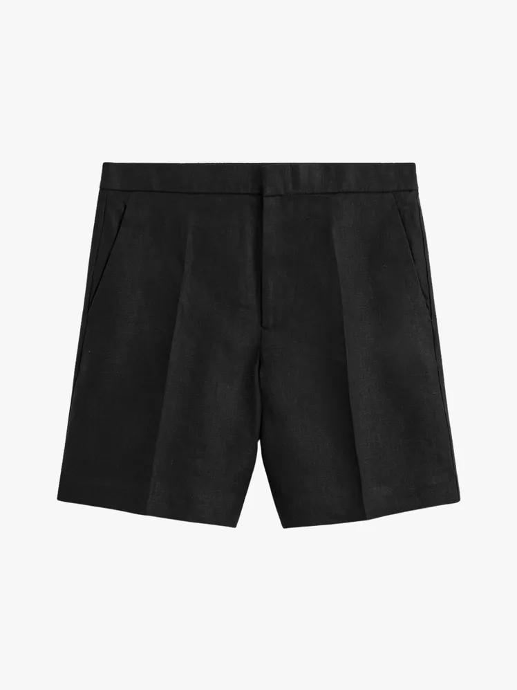 Summer's Sharpest Statements: Elite Shorts for the Modern Man 20