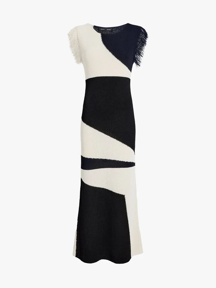 Chic Summer Sojourns: A Curated Edit of 2026's Must-Have Dresses 28