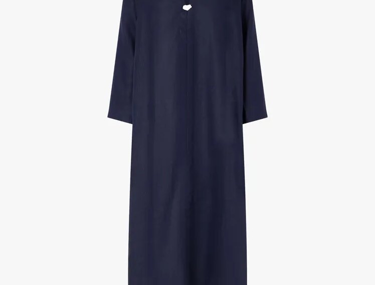 Elevate Your Ensemble: Sophisticated Caftan Styling Beyond the Shore