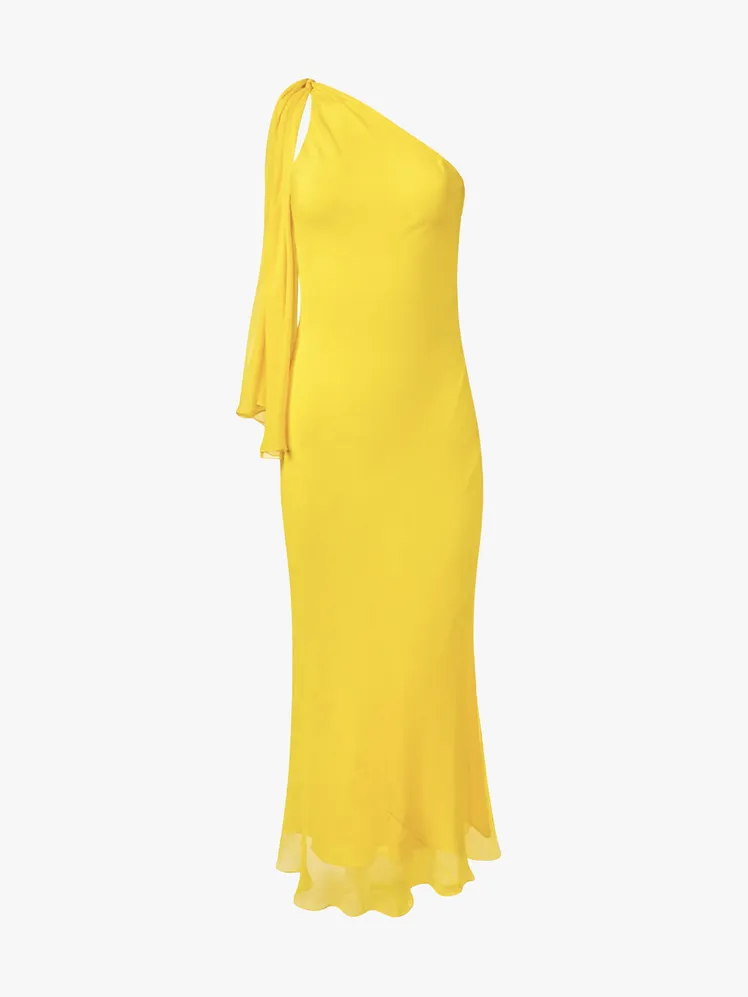 Chic Cocktail Dresses: Elevate Your Wedding Guest Style 46