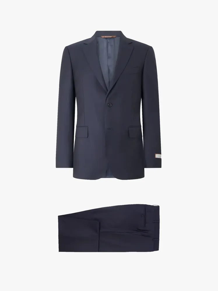 A Gentleman's Guide to Summer Nuptials: Dressing the Part for Every Occasion 38