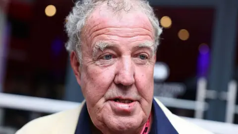 From Gallstones to Grace: Clarkson’s Triumphant Battle Marks a New Chapter Beyond&hellip;