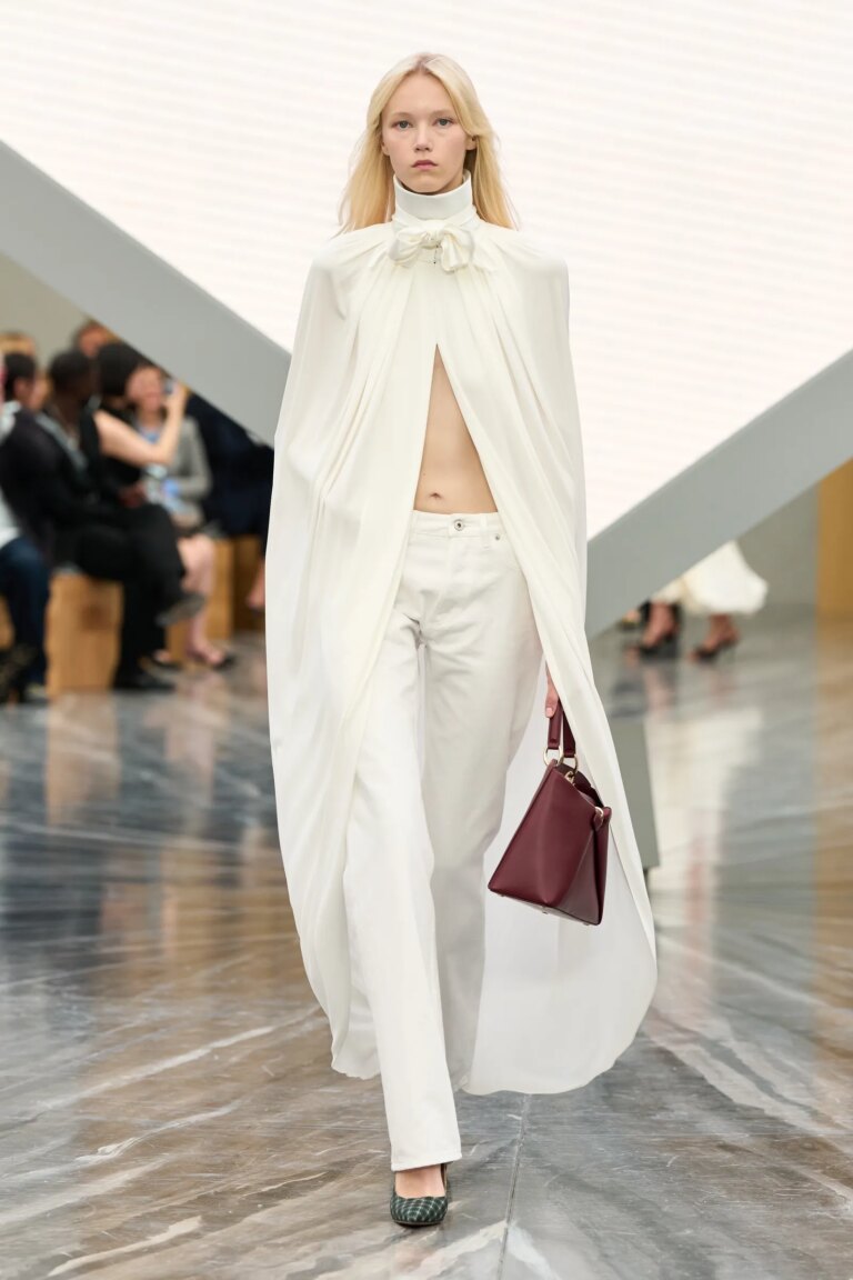 The White Denim Renaissance: A Chic Reawakening 62