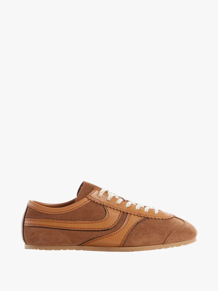 Elevate Your Ensemble: The Ultimate Guide to Pairing Dresses with Designer Sneakers 18