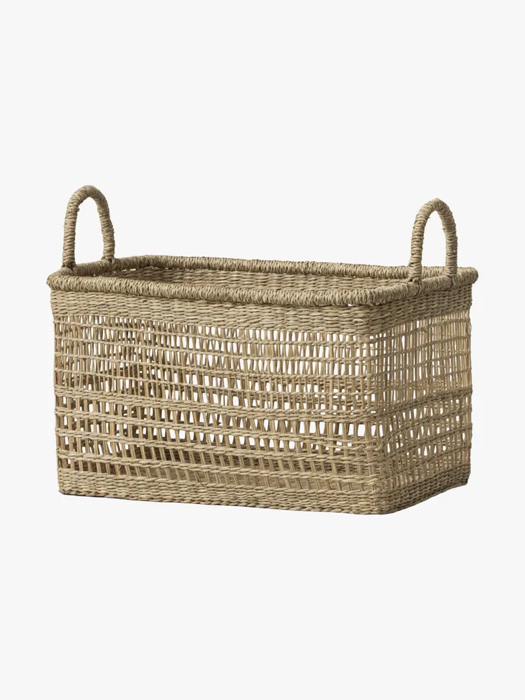 Artisan Heirlooms: A Woven Legacy for the Discerning Dwelling 28