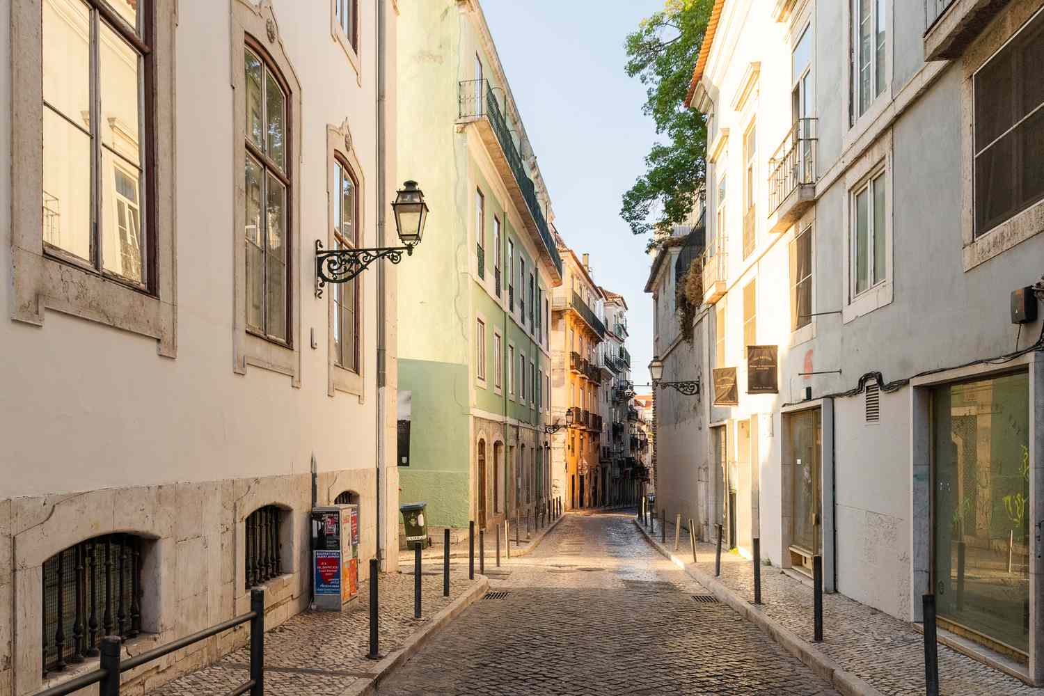 Unveiling the Globe's Most Coveted Escapes for the Discerning Sisterhood 43