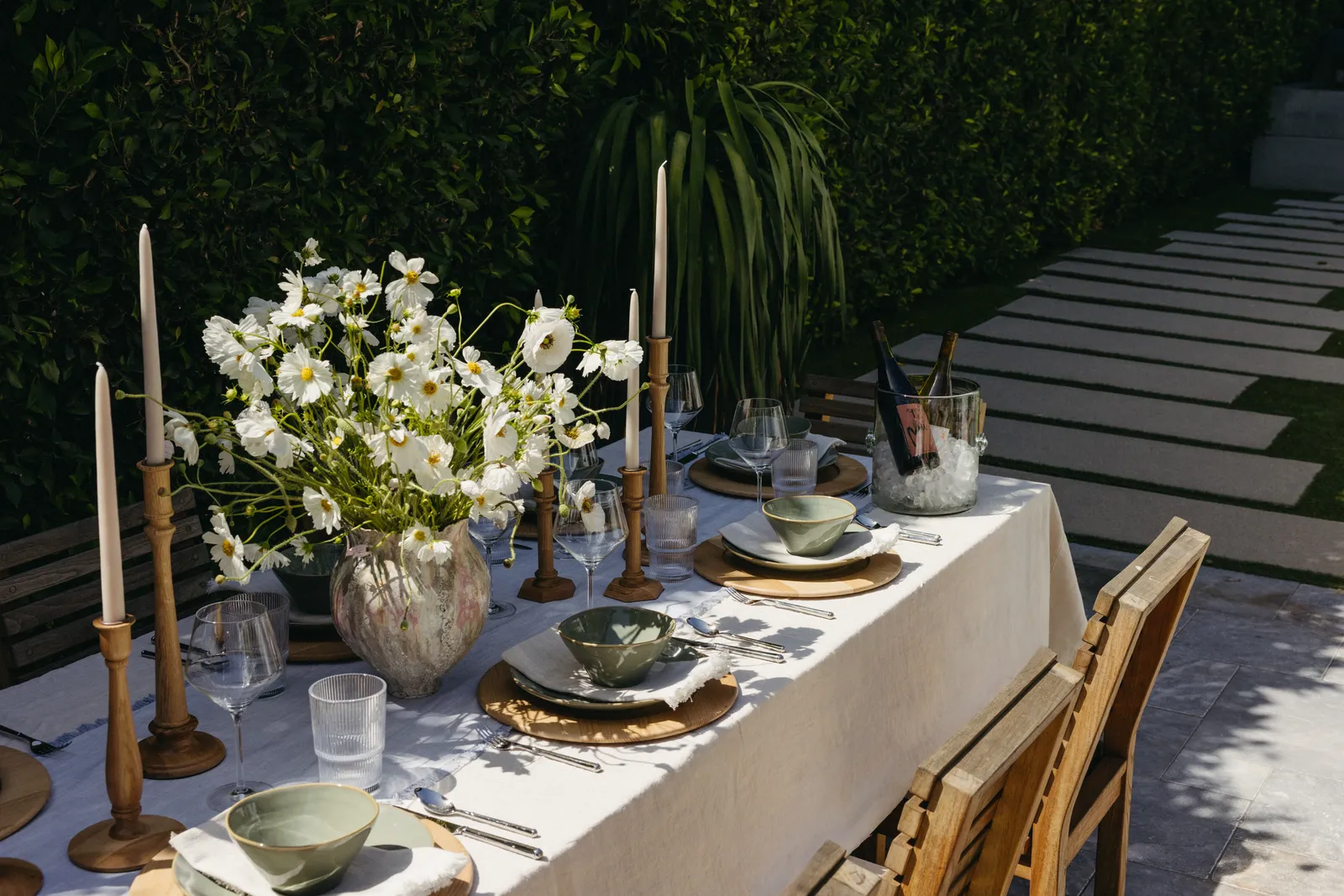 Gourmet Gatherings: Where Culinary Comfort Reigns and Elegance Unfurls 34 Gourmet Gatherings: Where Culinary Comfort Reigns and Elegance Unfurls 34