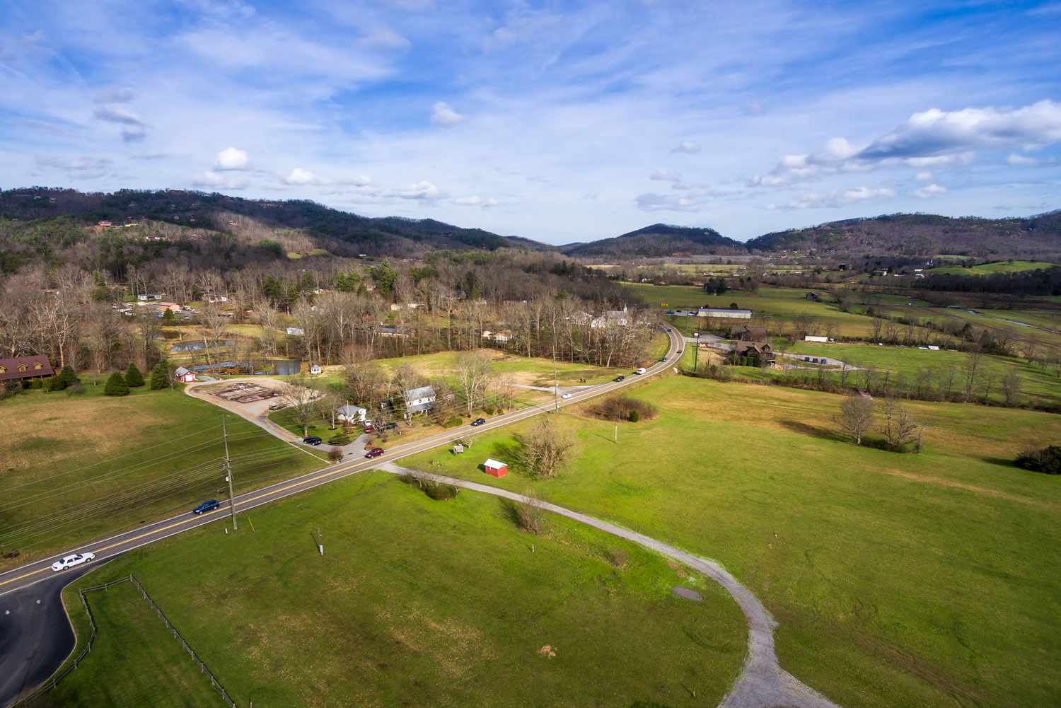 Whispers of the Smokies: Discover Tennessee's Most Exclusive Mountain Escapes 16