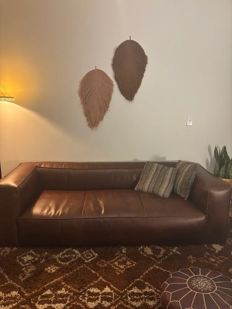 Heirloom Leathers: Curated Comfort for the Discerning Connoisseur 18