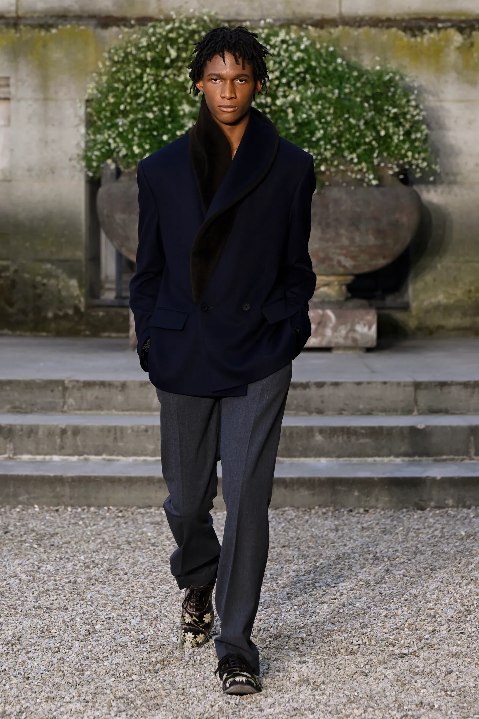 Dior's Spring '27: The New Guard for the Modern Man 11