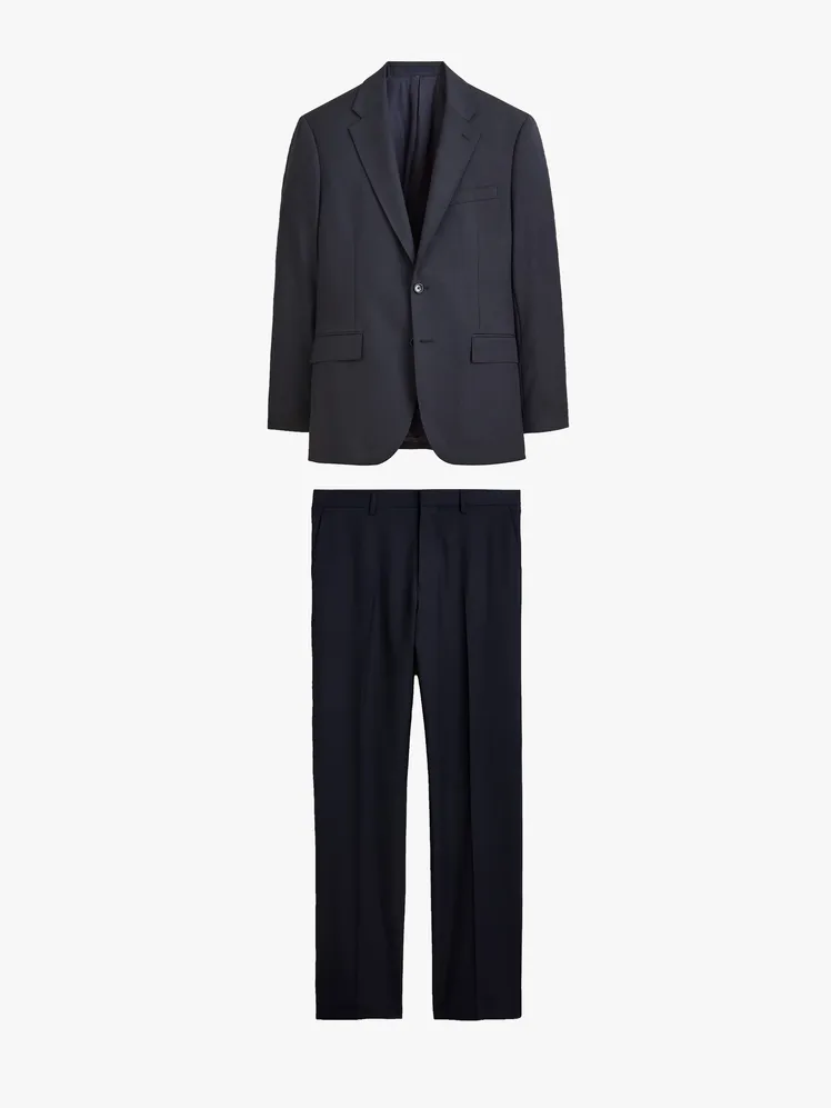 A Gentleman's Guide to Summer Nuptials: Dressing the Part for Every Occasion 42