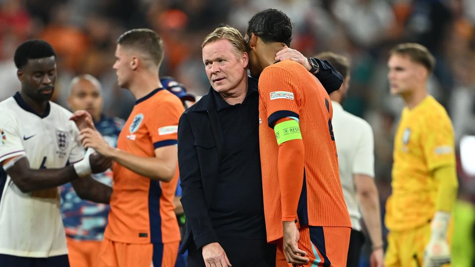 World Cup 2026: The Elite Managers on the Hot Seat and the Future of Global Football Strategy 18