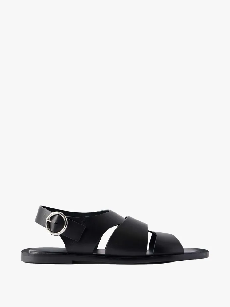 Step into Summer 2026: The Footwear Edit 154 Step into Summer 2026: The Footwear Edit 154