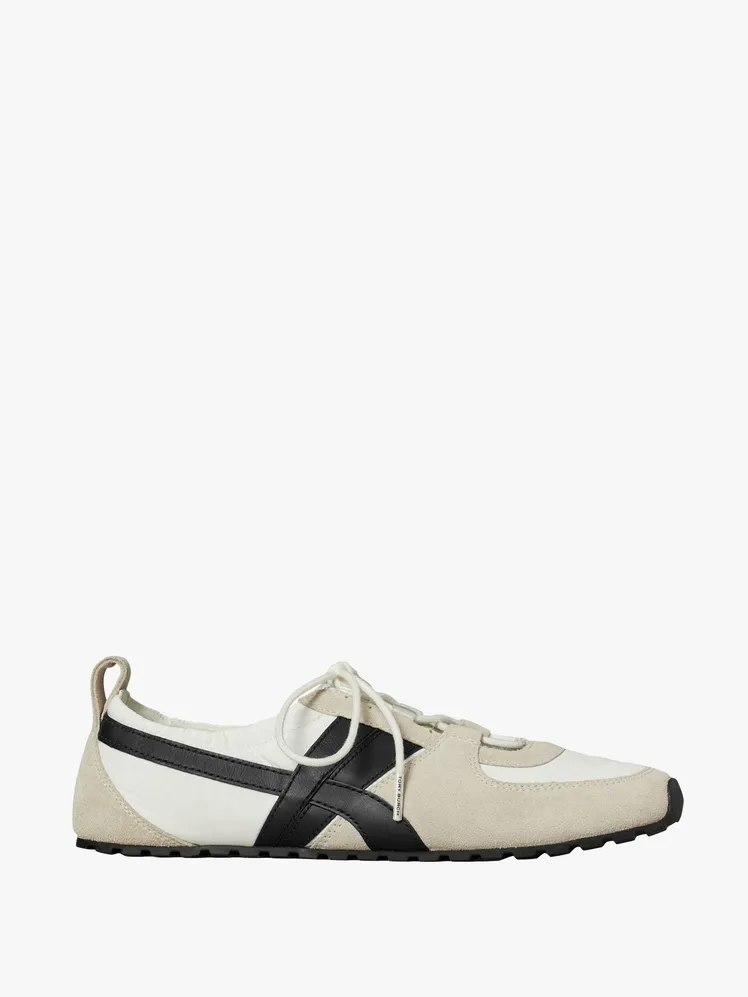 Chic Footwear: Vogue Editors Unveil Their Top White Sneaker Picks for 2026 70