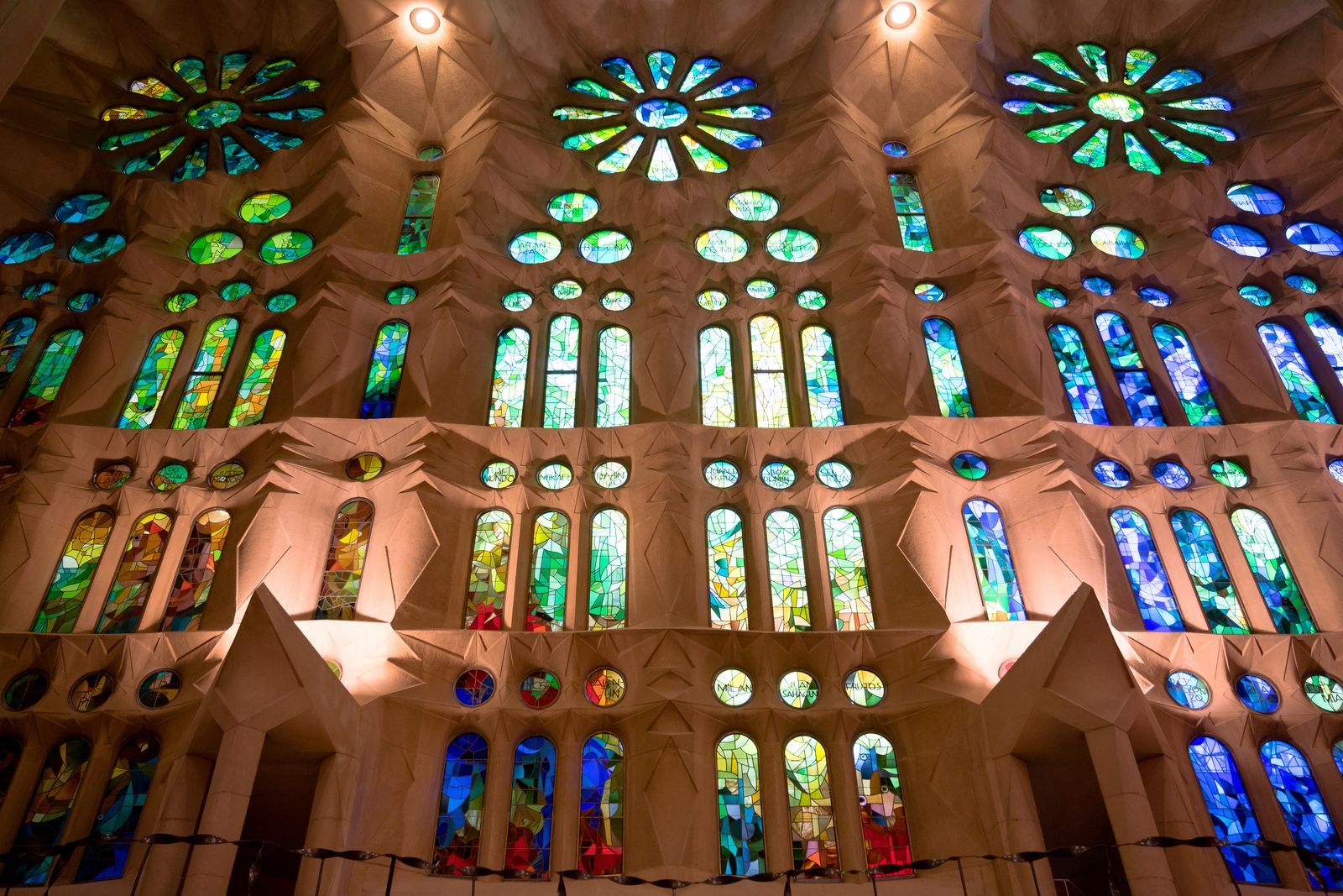 Gaudí's Masterpiece: An Ode to Sacred Craftsmanship 13