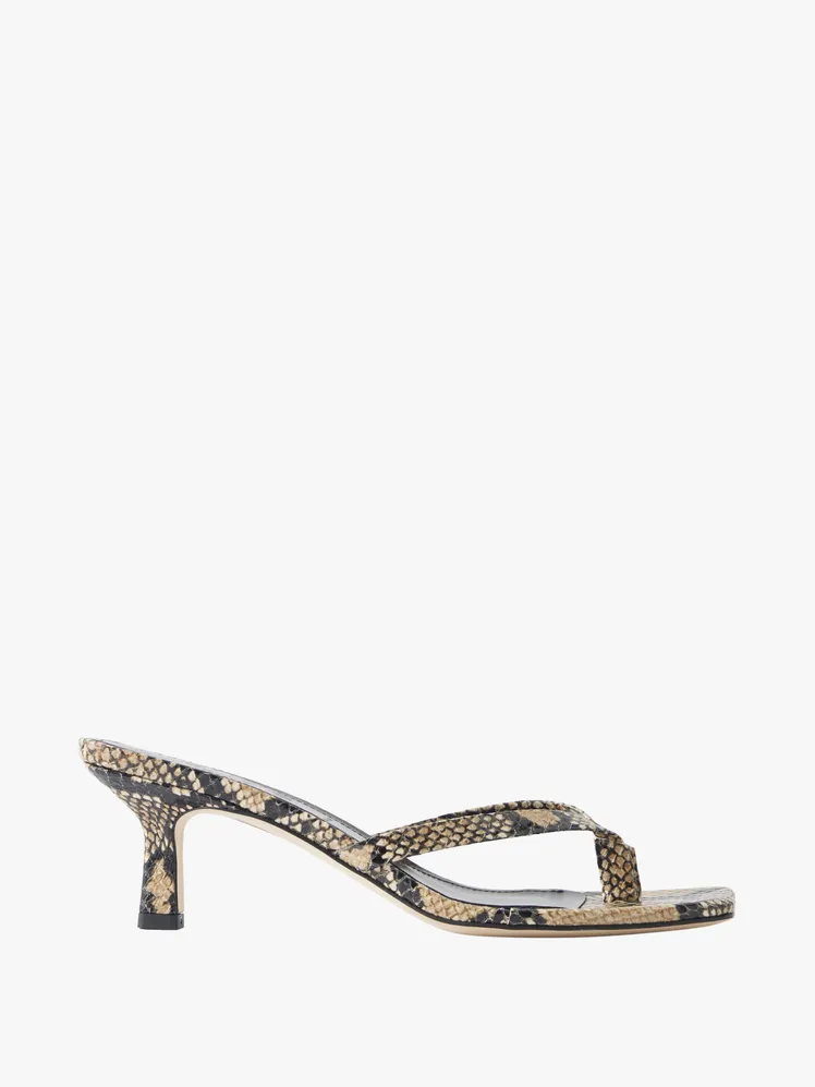 The Siren Song of the '90s Summer Sandal, Reimagined for Today 16