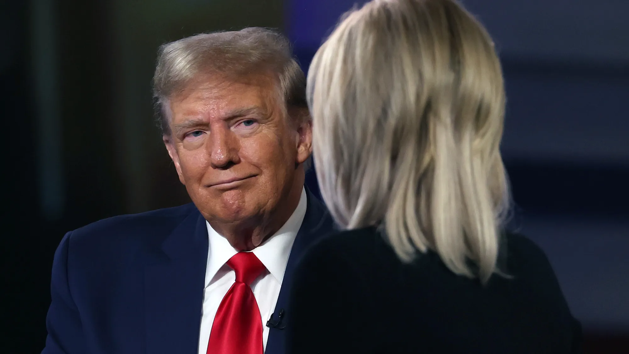 Trump's Fox News Alliance Fractures: A Shifting Power Dynamic 4