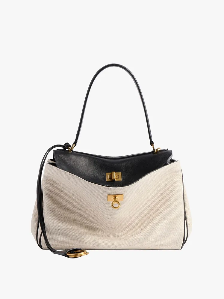 Effortless Urban Style: Summer's Chicest Ensembles Reimagined 99