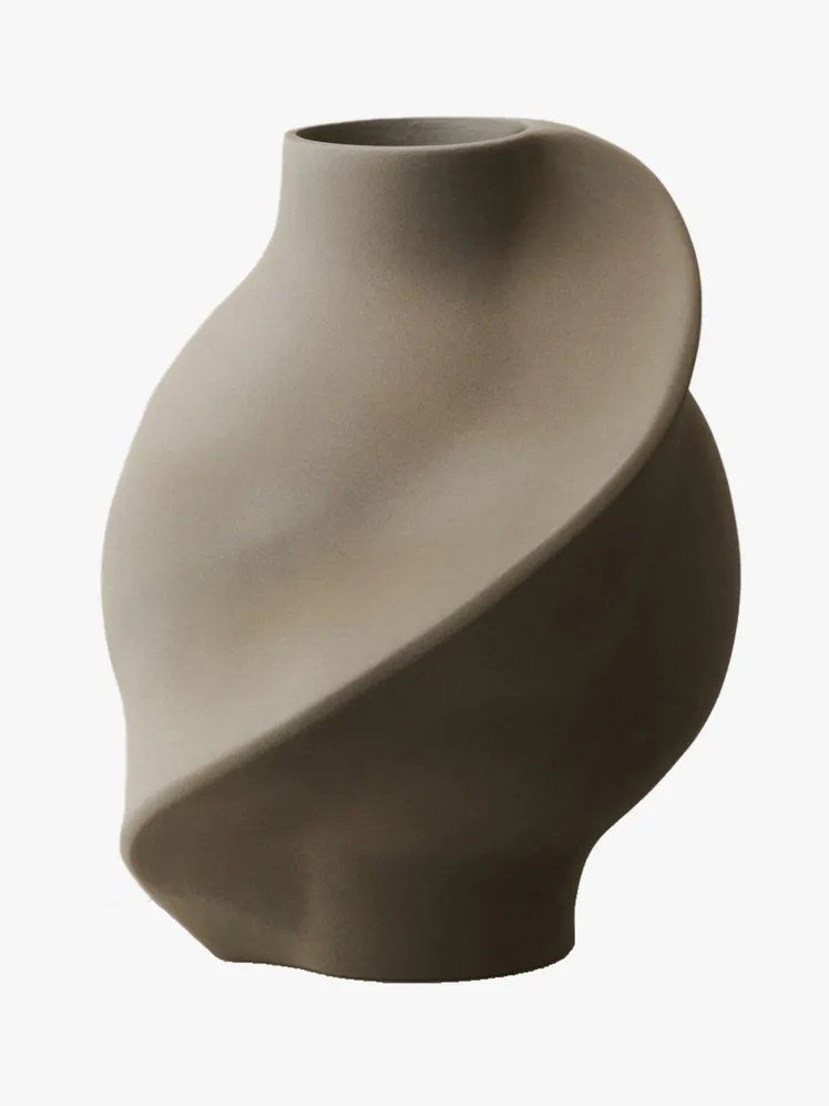 Legacy of Design: Elite Living, Curated for the Connoisseur 74
