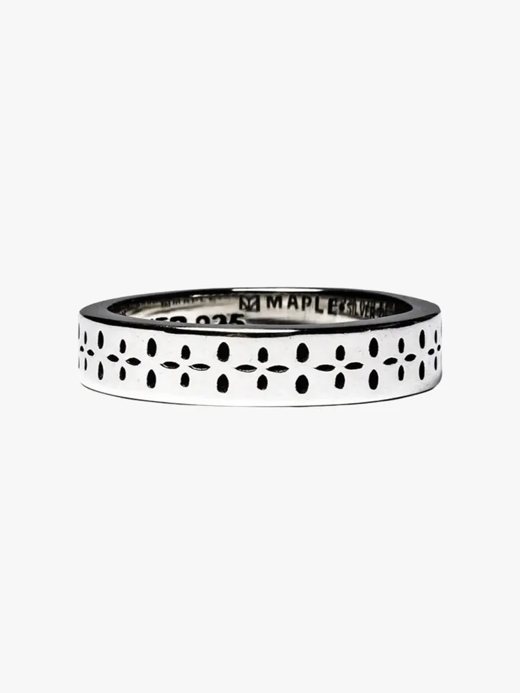 Express Your Edge: Artisan Jewelry for the Modern Maverick 21