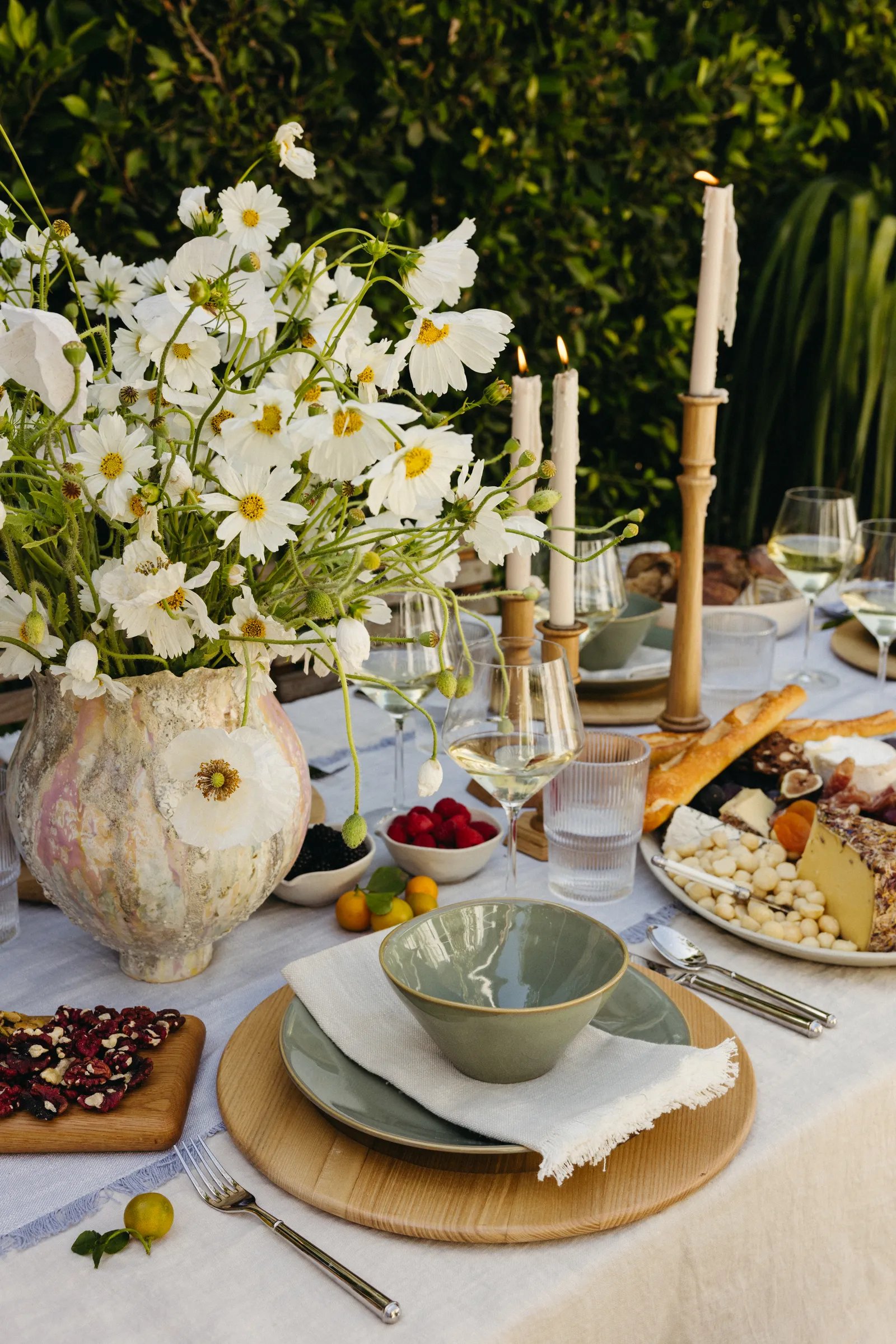 Gourmet Gatherings: Where Culinary Comfort Reigns and Elegance Unfurls 62 Gourmet Gatherings: Where Culinary Comfort Reigns and Elegance Unfurls 62