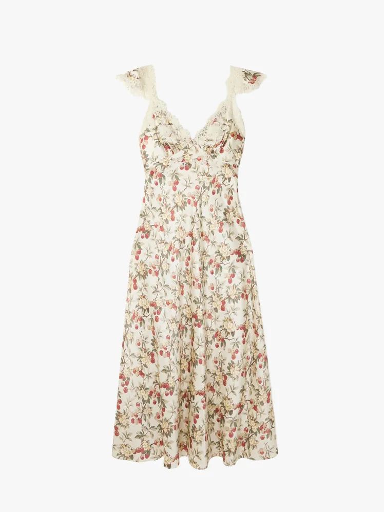 Chic Summer Sojourns: A Curated Edit of 2026's Must-Have Dresses 26