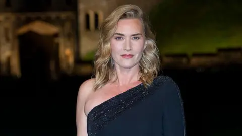 Hollywood's Intimacy Coordinator Debate: A Cultural Reckoning Beyond the Stars 7