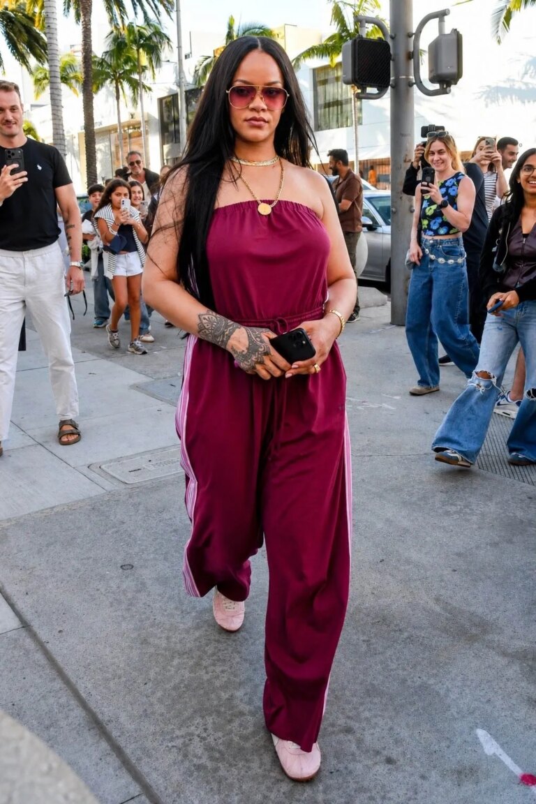 Rihanna Revives a Singular Noughties Icon 26 Rihanna Revives a Singular Noughties Icon 26