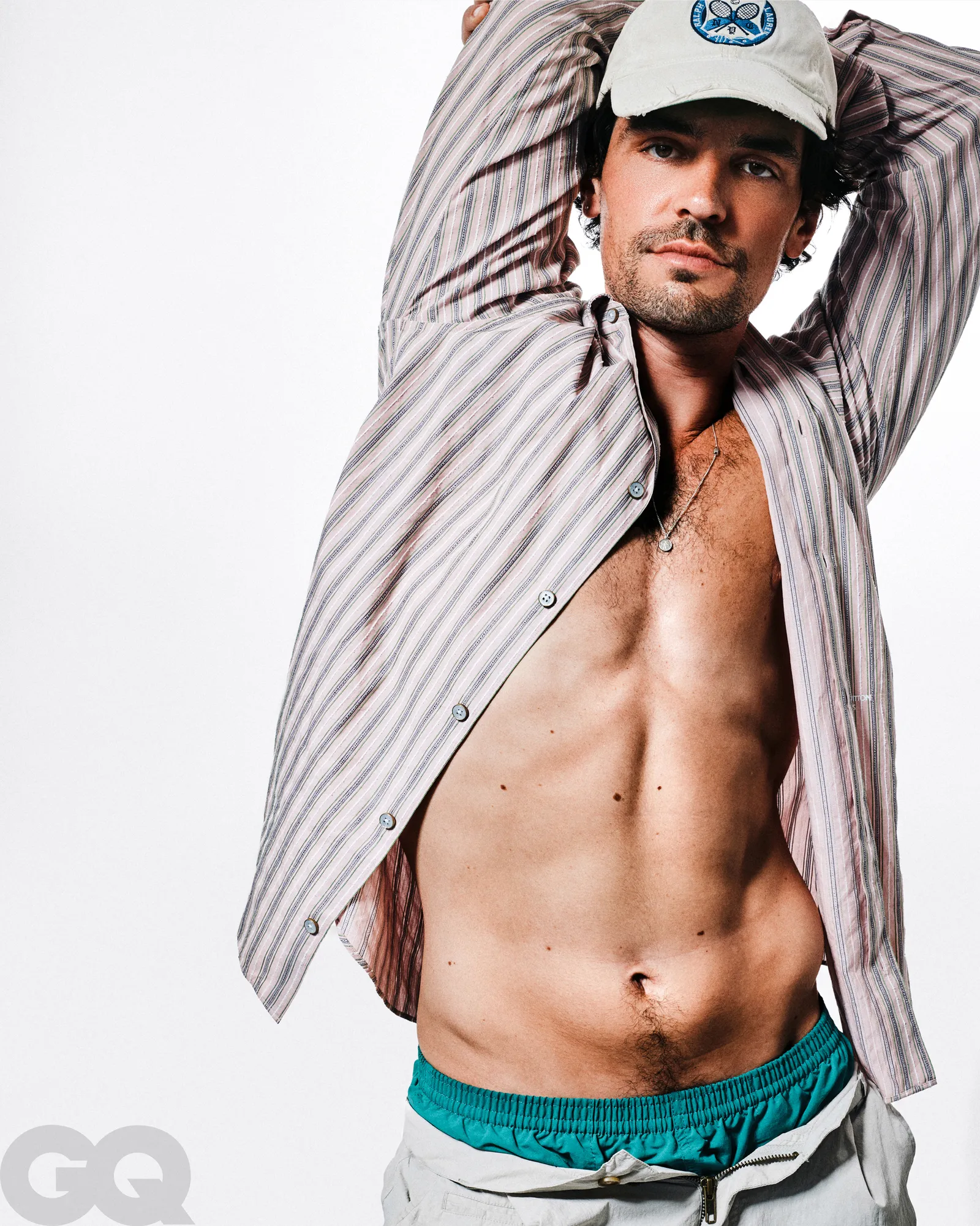 Your Summer Escape: Master Packing with Terrence O'Connor 27