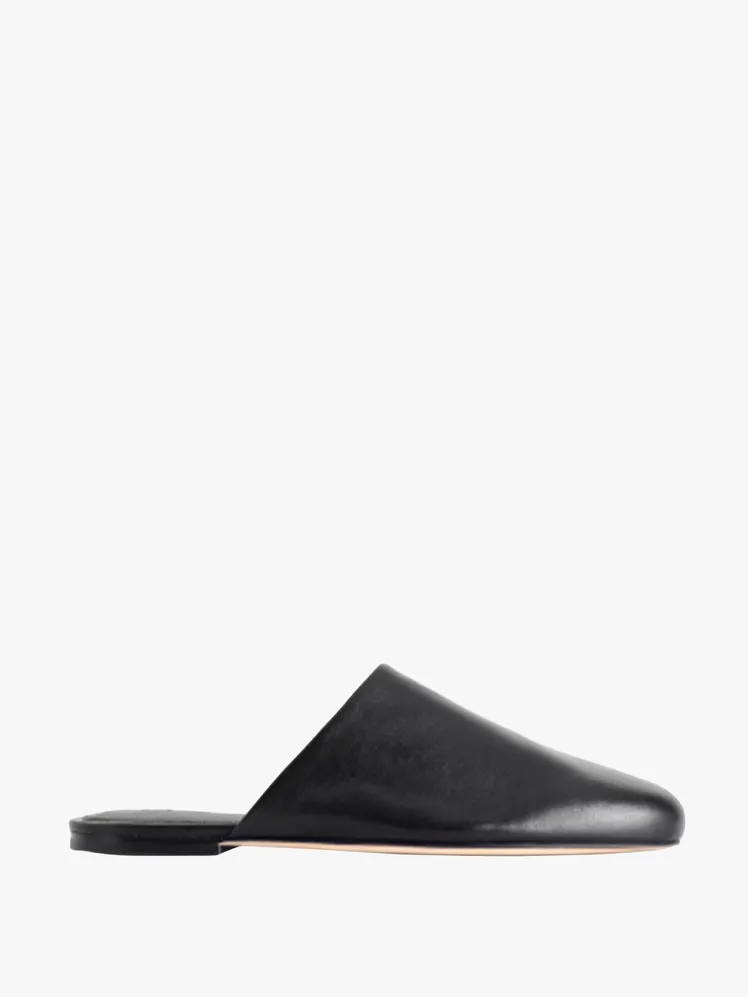COS Unveils its S/S '26 Collection: Your Chic Summer Edit 74