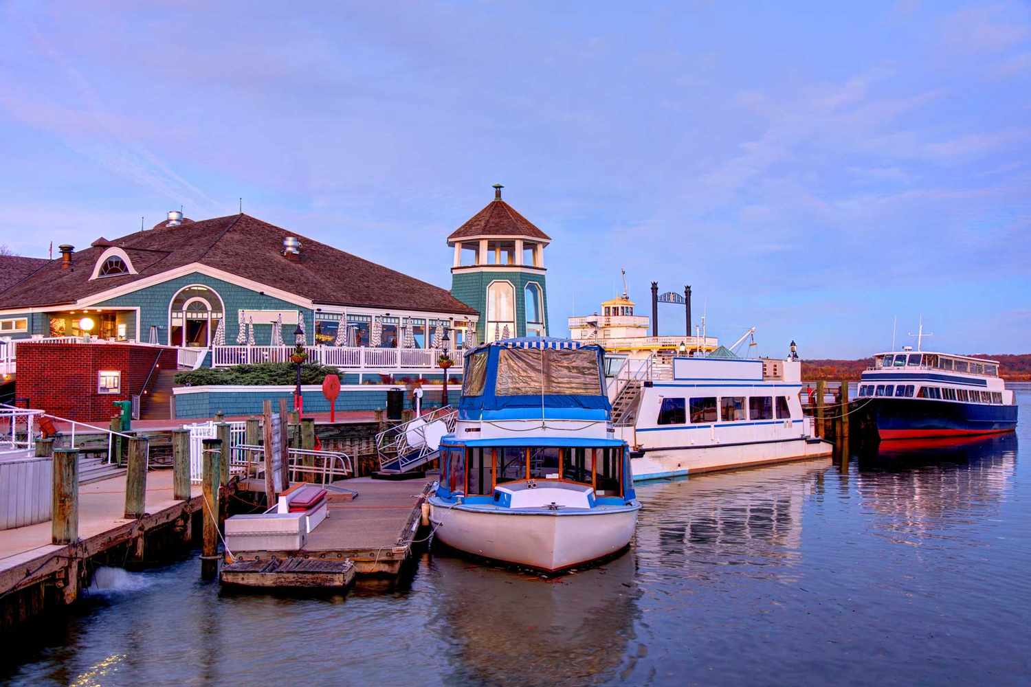 Unveiling the Globe's Most Coveted Escapes for the Discerning Sisterhood 34