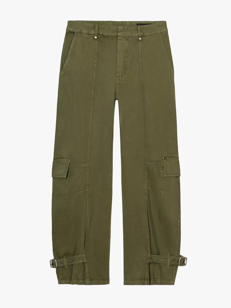 Chic Forecast: Must-Have Summer '26 Styles for Your Elite Collection 185