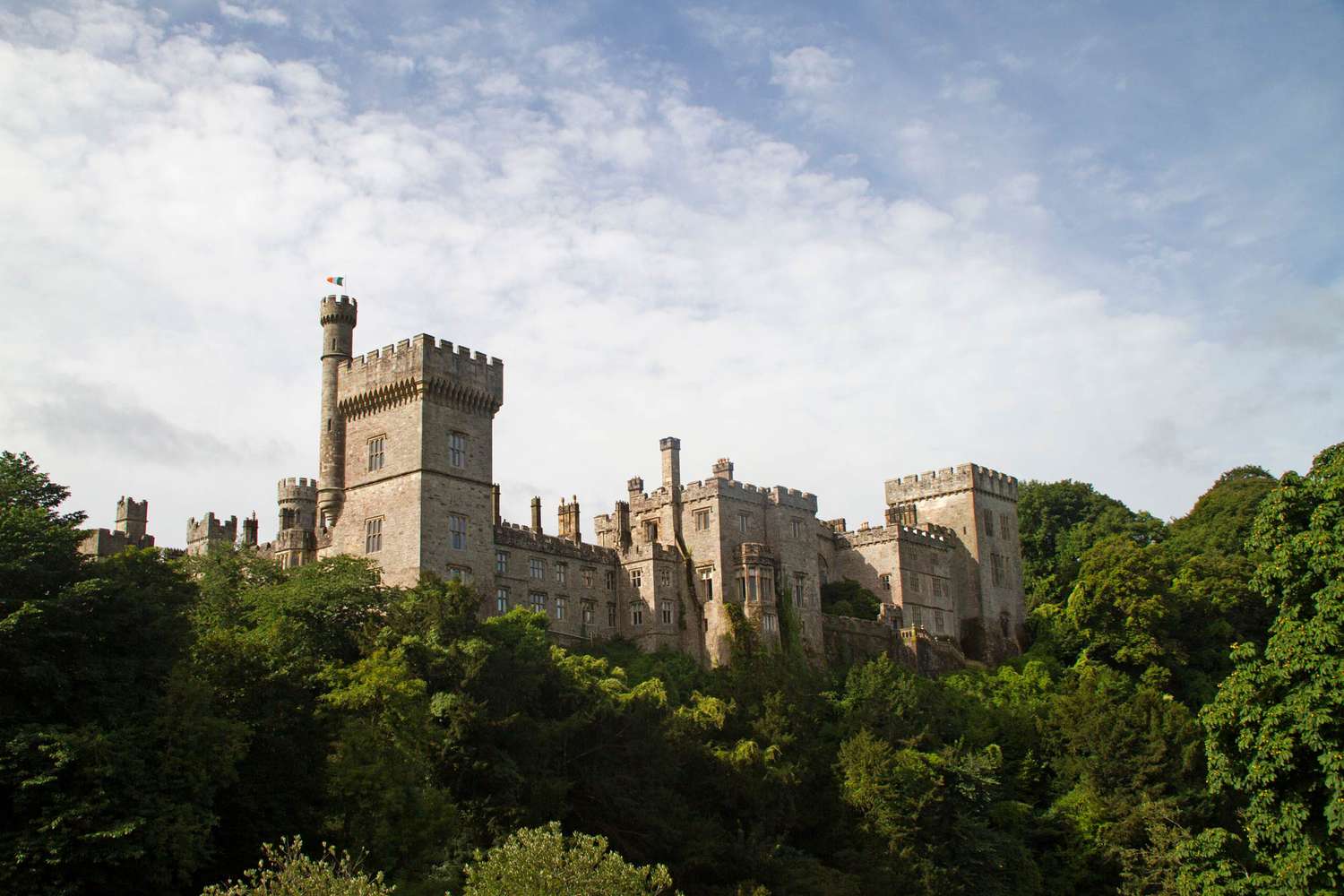 Emerald Isles & Regal Estates: Unveiling Ireland's Most Enchanting Castle Escapes 29