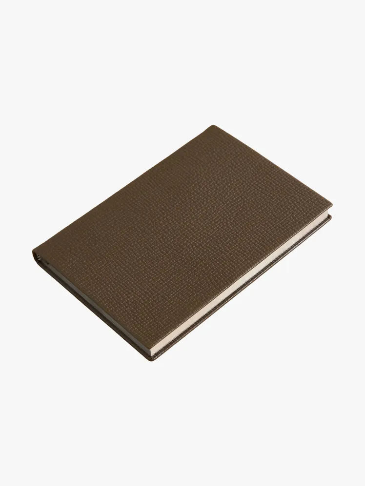 Heirloom Hues: Curated Elegance for the Connoisseur's Collection 87