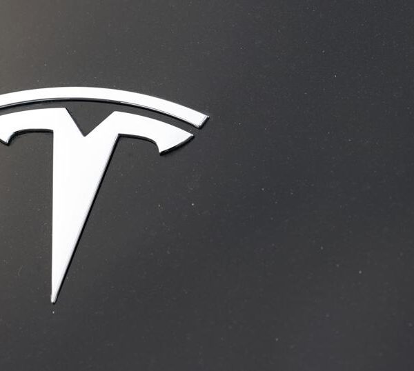 Tesla’s Autopilot Under Scrutiny: NHTSA Probes Fatal Texas Home Impact