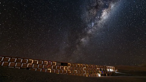 Atacama's Celestial Observatory: Where Cosmic Ambition Meets Stark Desert Grandeur 28