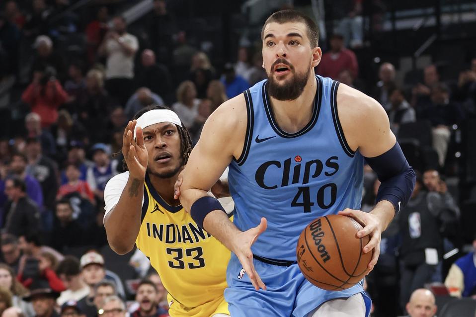 Pacers' Strategic Stance: Core Strength Over Zubac Trade, Optimizing Starting Five for Championship Run 4