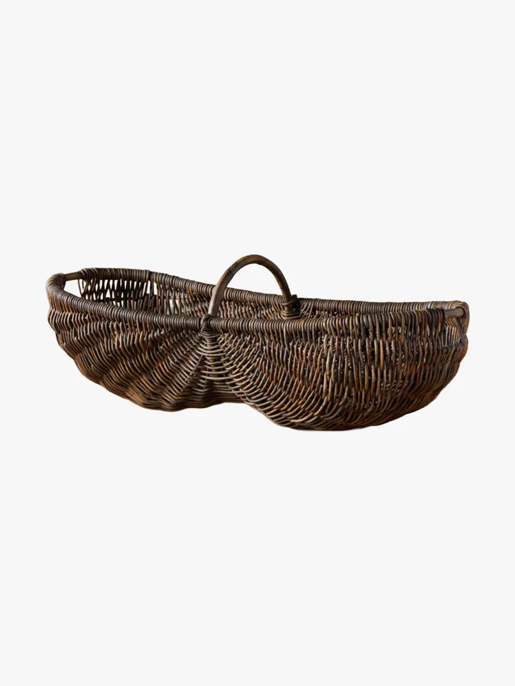 Artisan Heirlooms: A Woven Legacy for the Discerning Dwelling 24